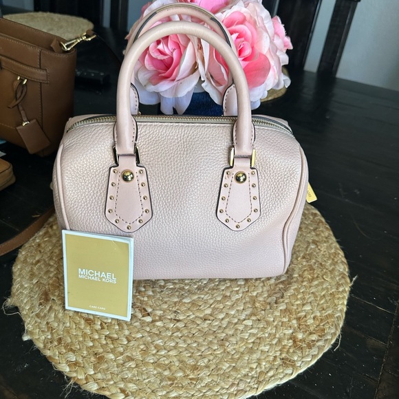 Michael Kors handbag - Picture 2 of 8